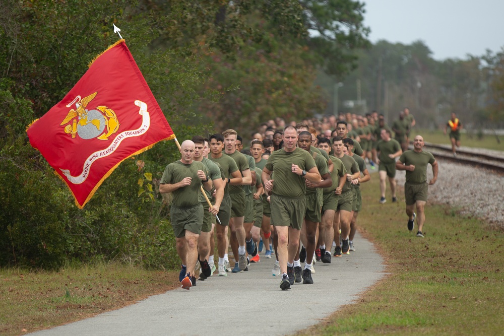 2nd MAW's Motivational Run for 247th Marine Corps Birthday