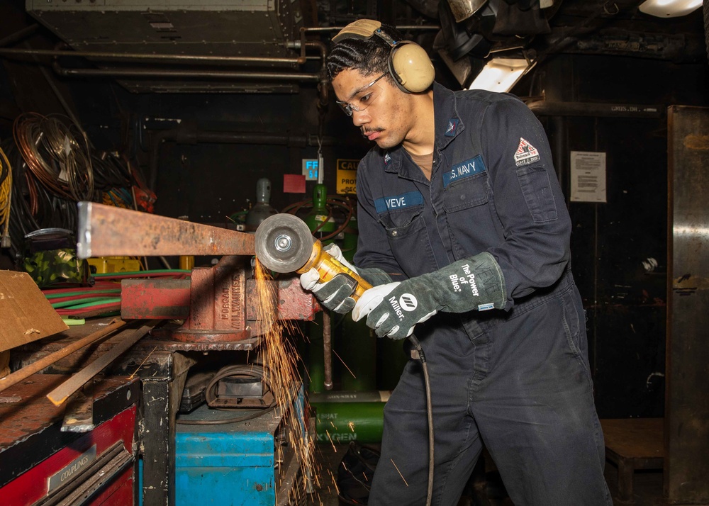 Daily operations aboard USS George H.W. Bush (CVN 77)