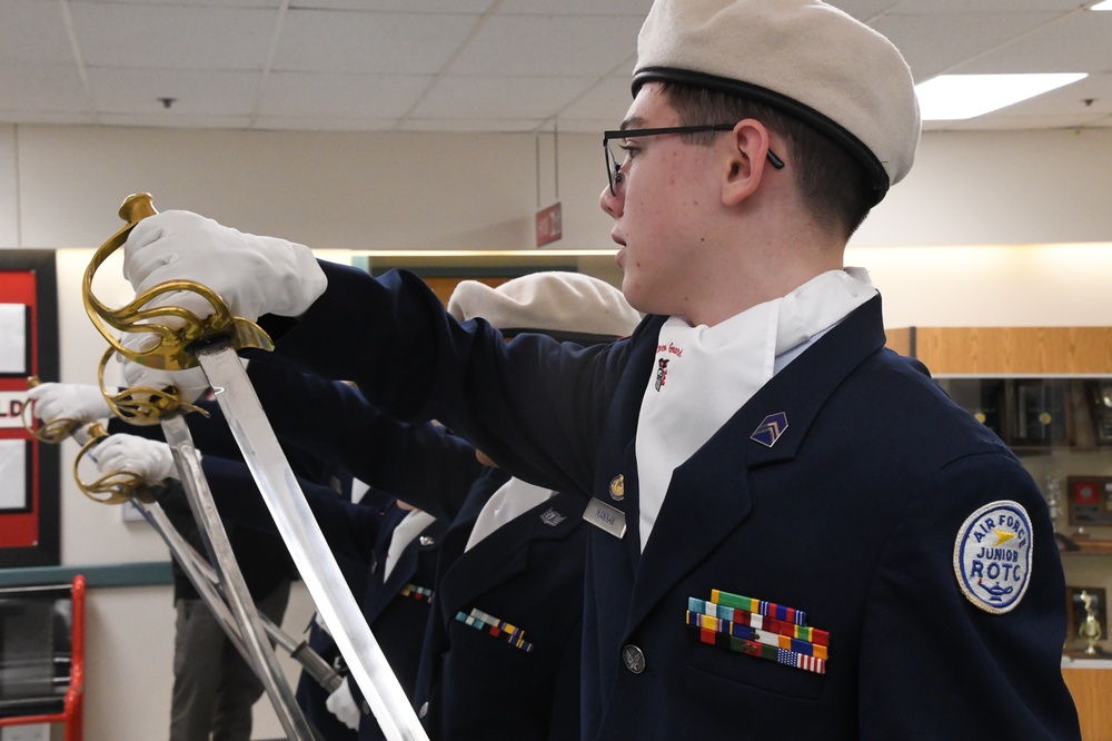 Serving up Veterans Day Breakfast