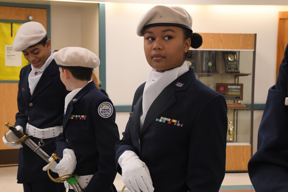 Serving up Veterans Day Breakfast