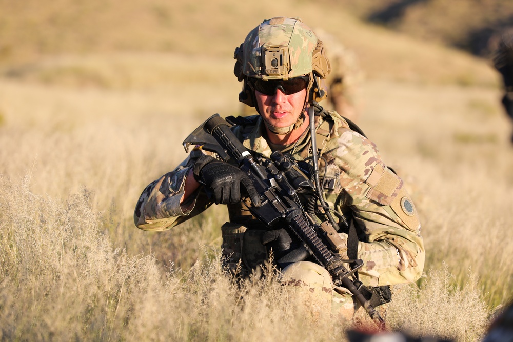 37th Infantry Brigade Combat Team Soldiers conduct live-fire training exercise