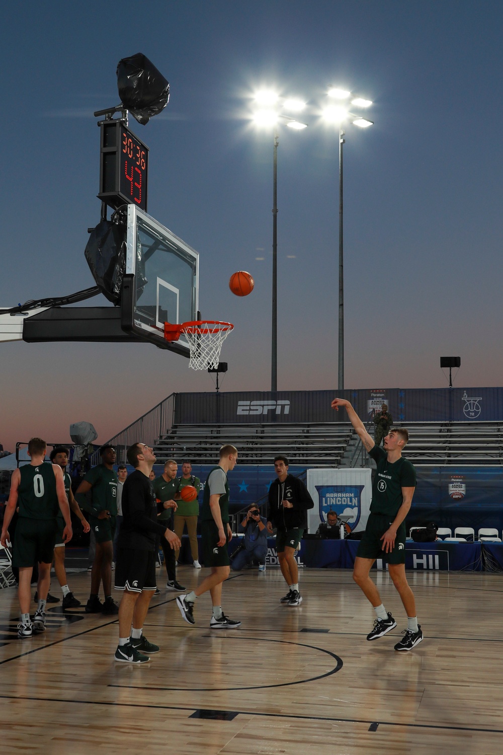 USS Abraham Lincoln hosts the 2022 ESPN Armed Forces Classic – Carrier Edition