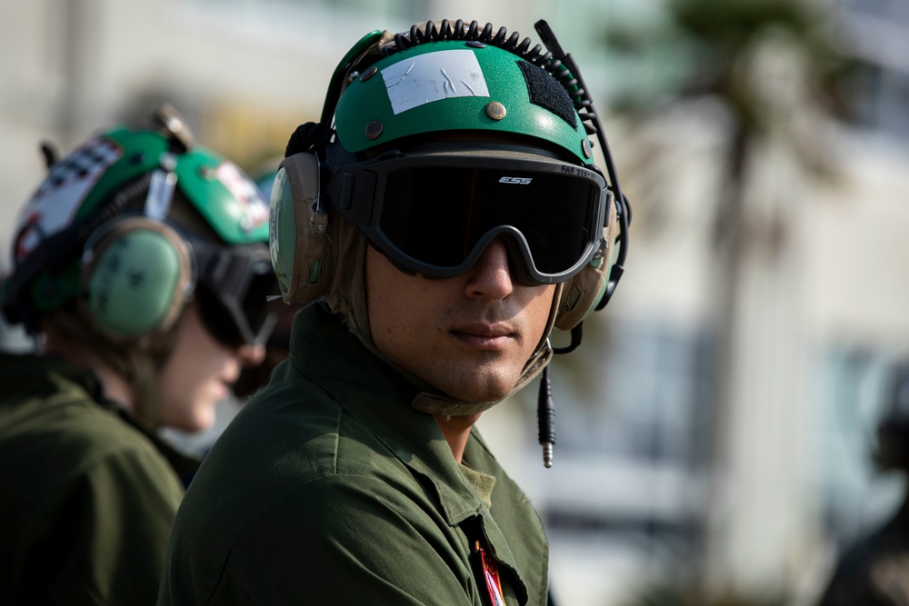 VMFA-312 Begin ATR Flight-Ops in Nyutabaru