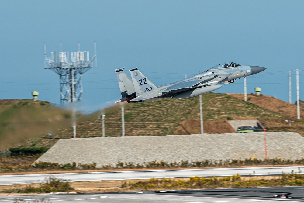 67th FS, JASDF take off during ATR