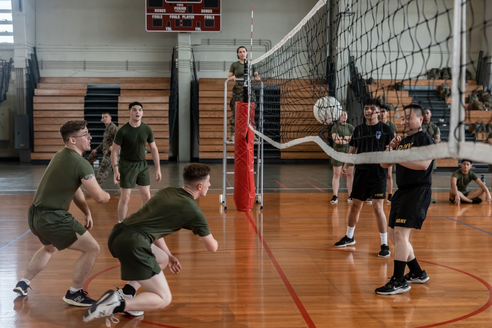 U.S. Service Members and JGSDF Soldiers Compete in Physical Training Camaraderie Day