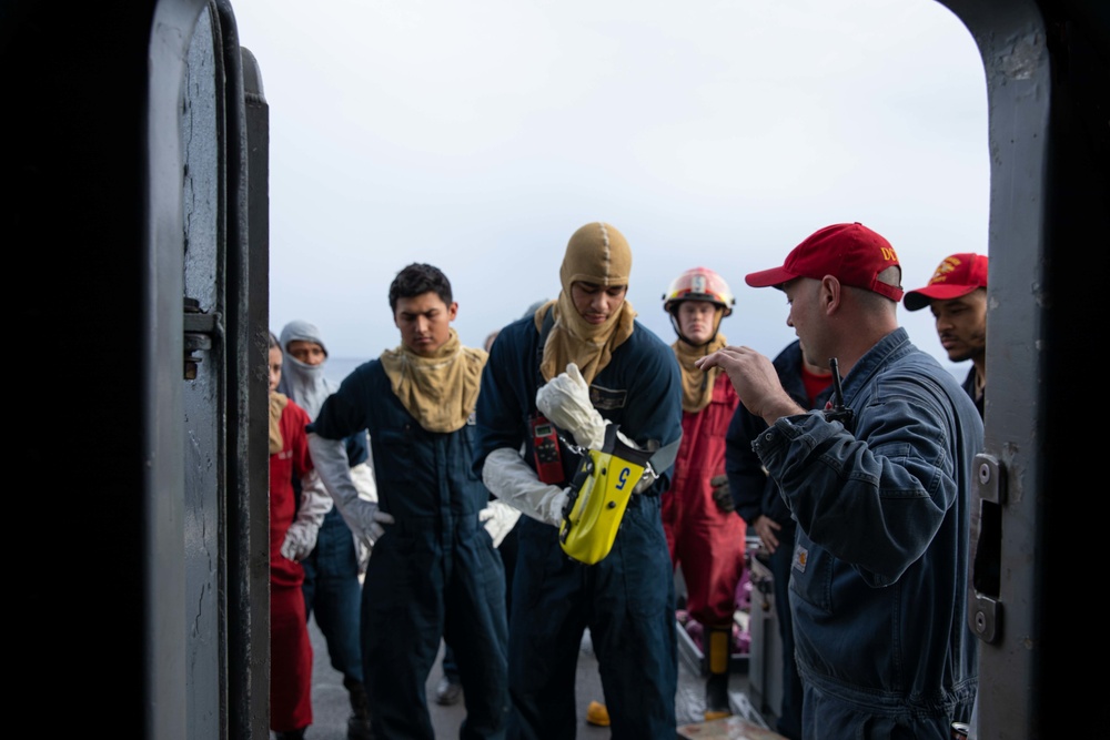 USS Normandy Participates in the Training Exercise Silent Wolverine