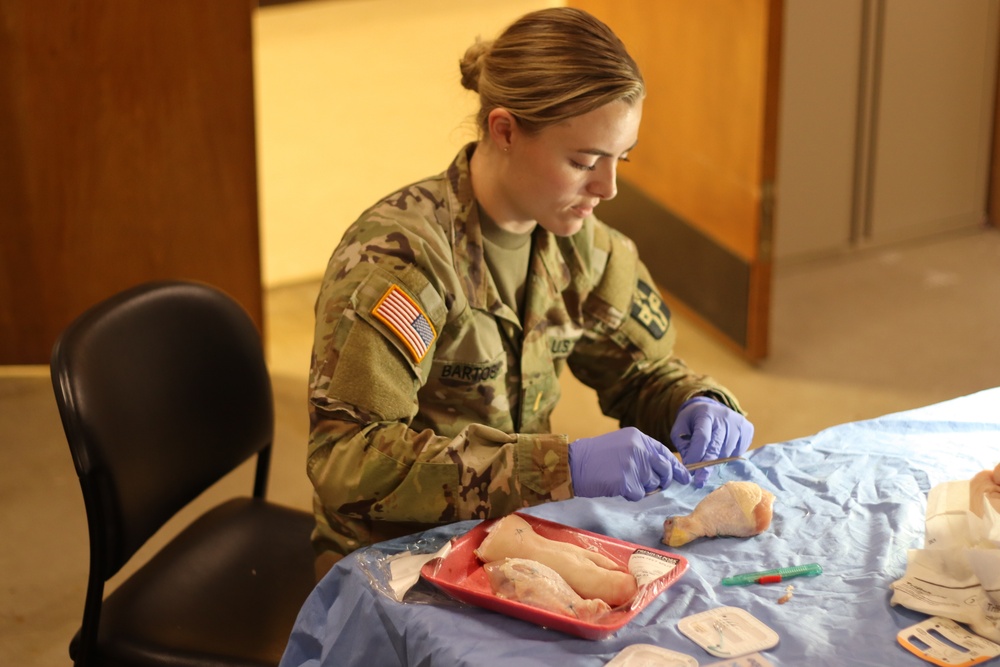 394th Field Hospital Soldiers Practice Suturing