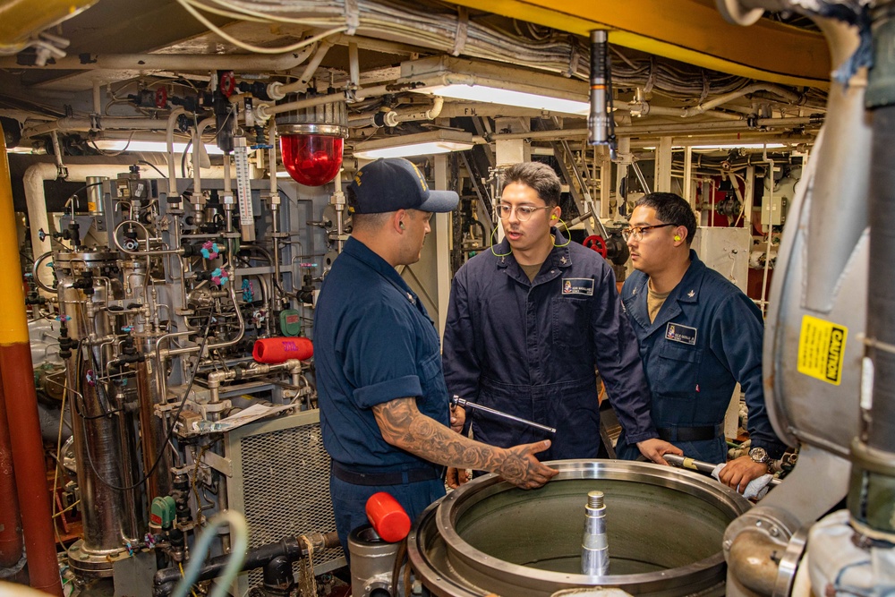 USS Chancellorsville Conducts Routine Engineering Operations