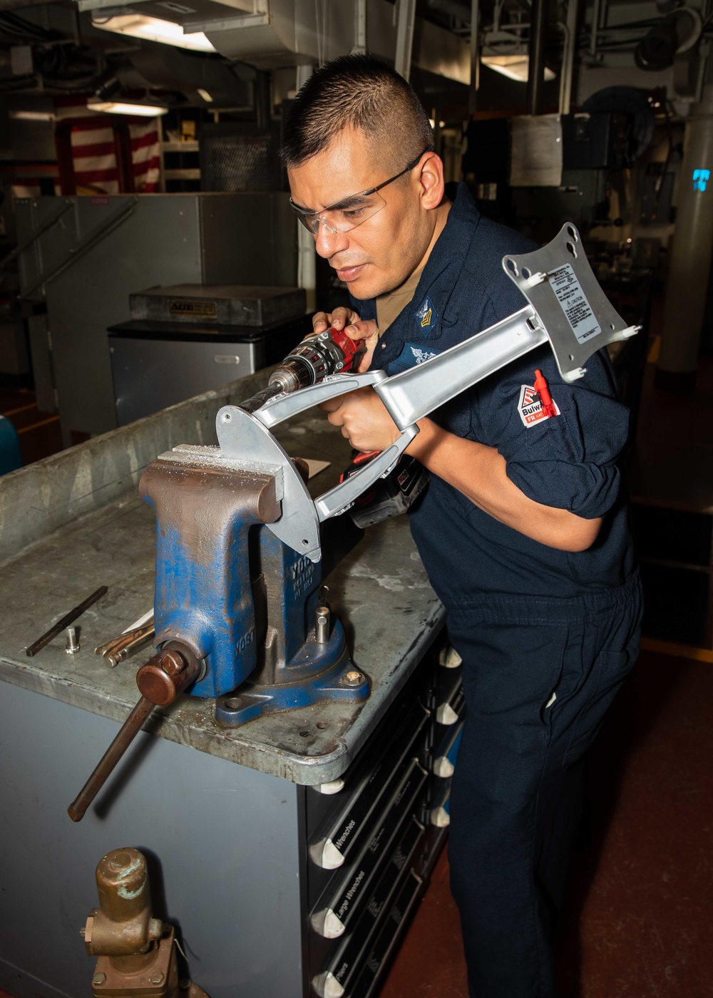 Daily operations aboard USS George H.W. Bush (CVN 77)