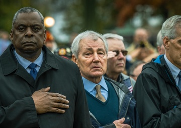 SECDEF Attends Veterans Day Observance at the Vietnam Veterans Memorial