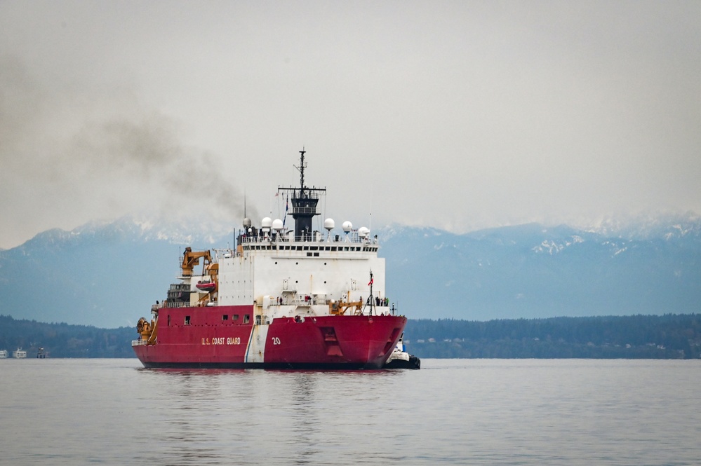 Coast Guard Cutter Healy Returns to Seattle After Arctic Deployment