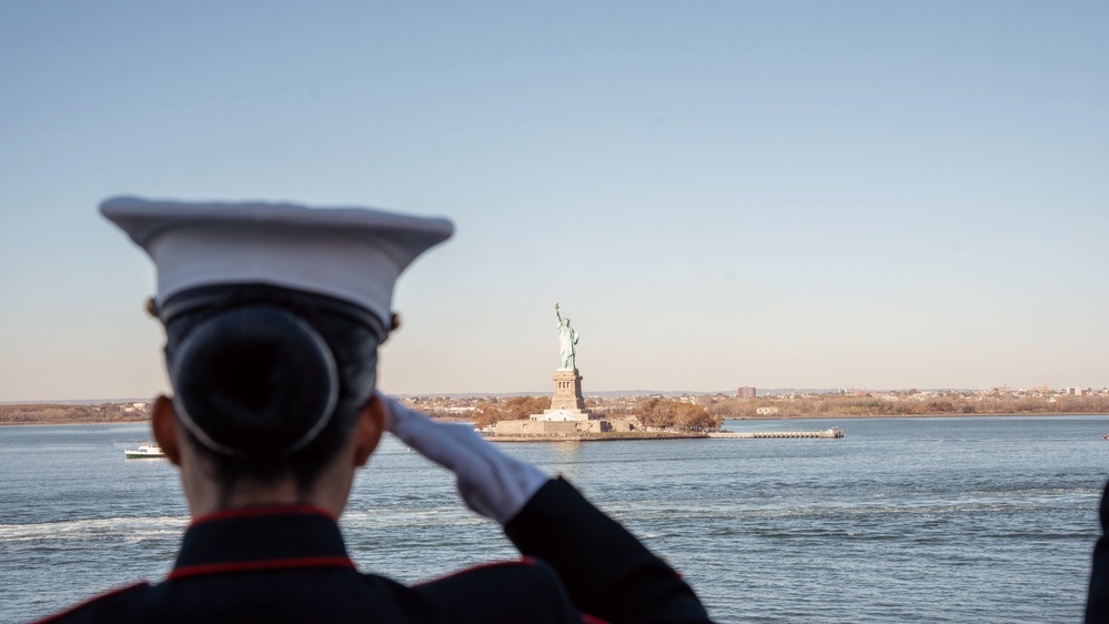 USS Arlington Arrives in New York City