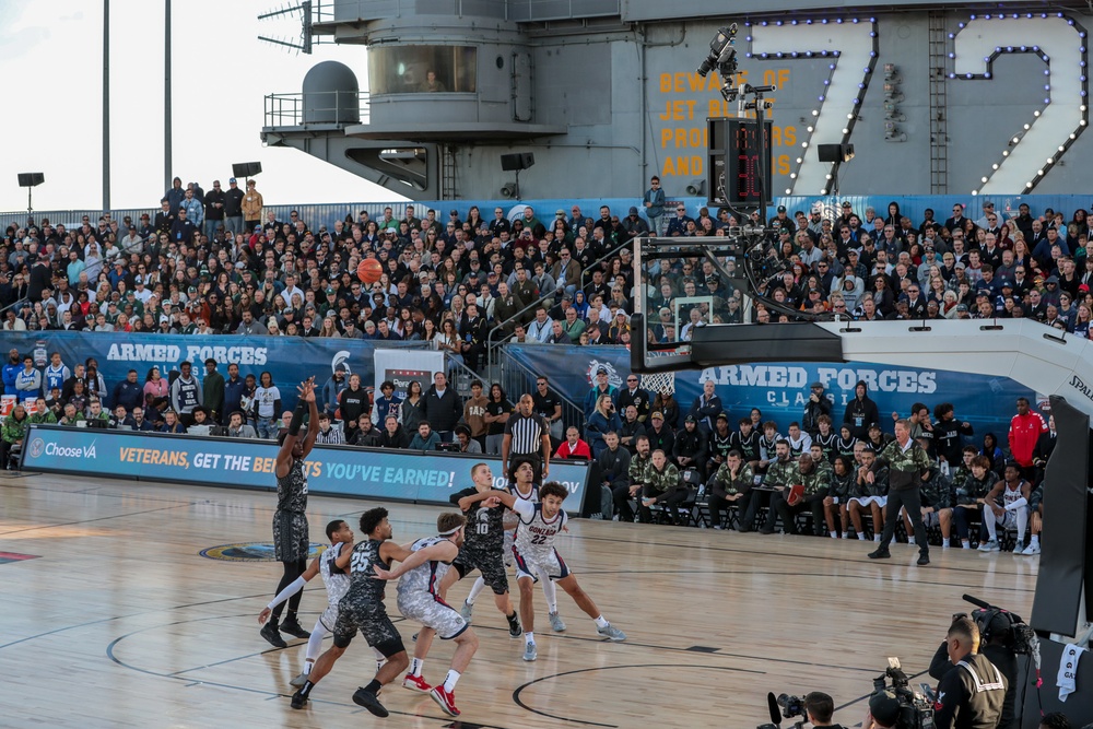 Abraham Lincoln hosts the 2022 ESPN Armed Forces Classic - Carrier Edition