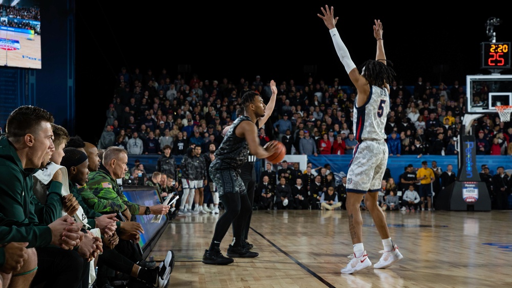 Abraham Lincoln hosts the 2022 ESPN Armed Forces Classic - Carrier Edition