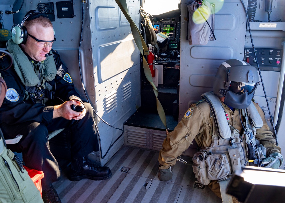 2nd Fleet vice commander visits HMCS Montreal (FFH 336)