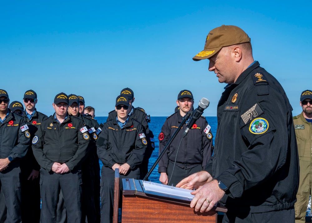 2nd Fleet vice commander visits HMCS Montreal (FFH 336)