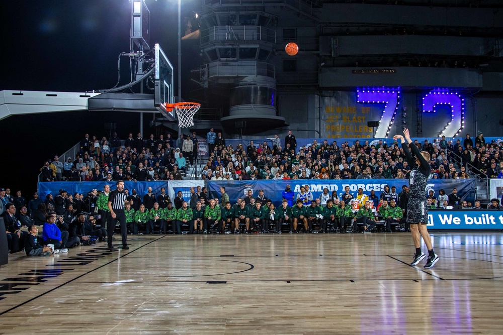 USS Abraham Lincoln hosts the 2022 ESPN Armed Forces Classic – Carrier Edition