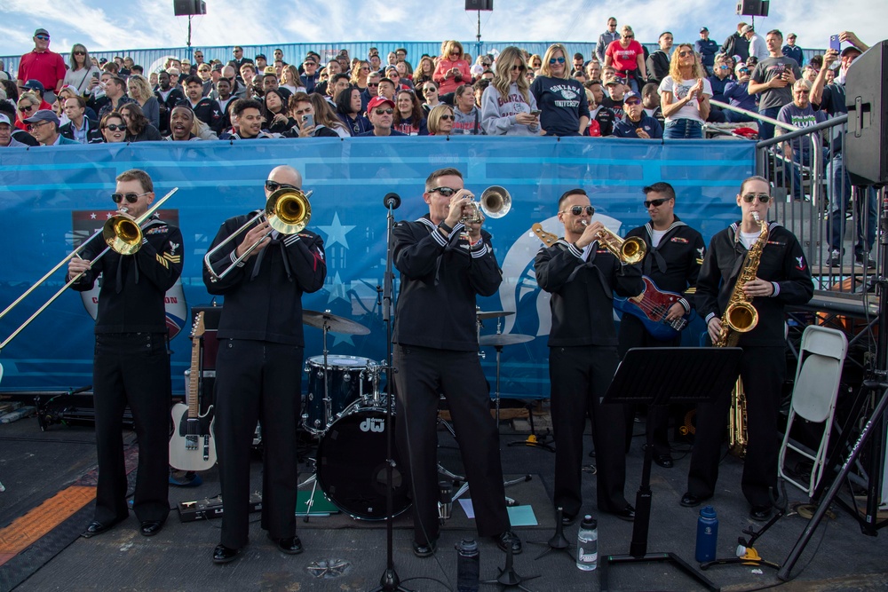 USS Abraham Lincoln hosts the 2022 ESPN Armed Forces Classic – Carrier Edition