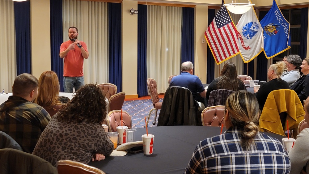 Army veteran, comedian gives performance at Fort McCoy