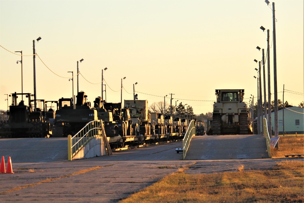 Fort McCoy supports rail movement for Army Reserve’s 411th Engineer Company