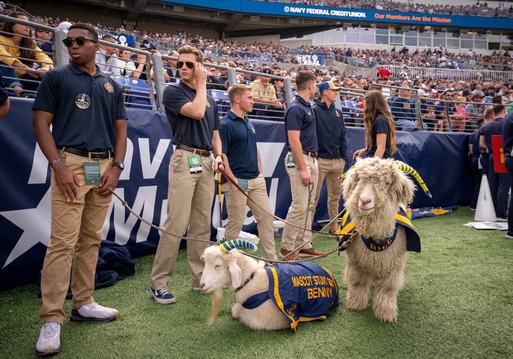 NTAG Philadelphia recruiters set up at the Navy-Notre Dame game