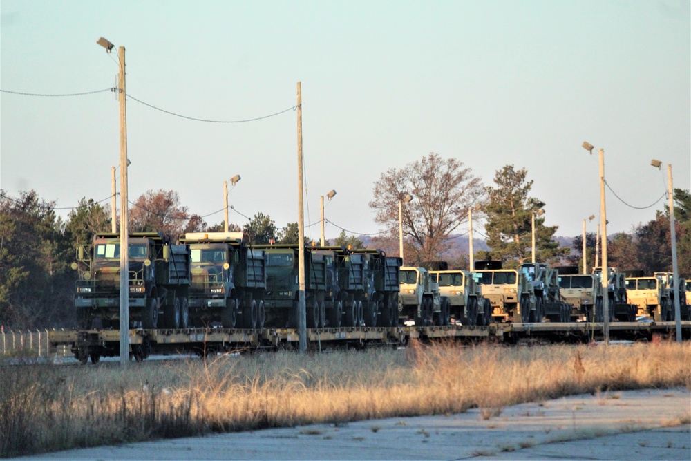 Fort McCoy supports rail movement for Army Reserve’s 411th Engineer Company