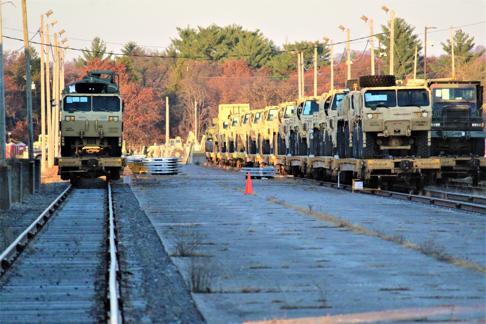 Fort McCoy supports rail movement for Army Reserve’s 411th Engineer Company