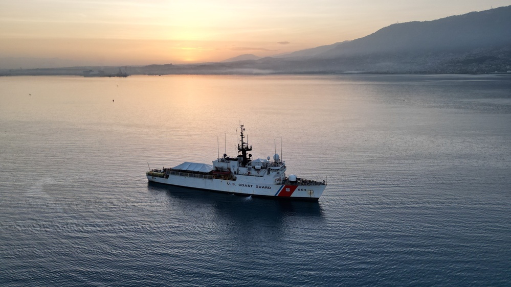 USCGC Northland lends support to Haitian government