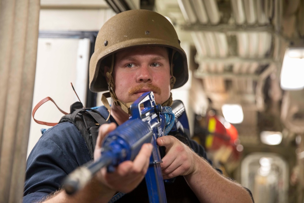 USS Farragut (DDG 99) Daily Operations