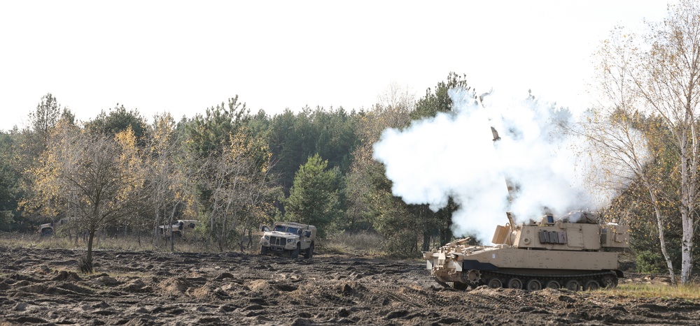 Bull Battery M109A7 Paladin Howitzers take to the field