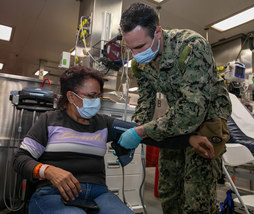 USNS Comfort Takes on Patients in Colombia