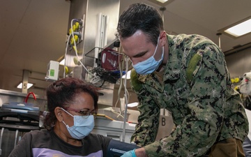 USNS Comfort Takes on Patients in Colombia