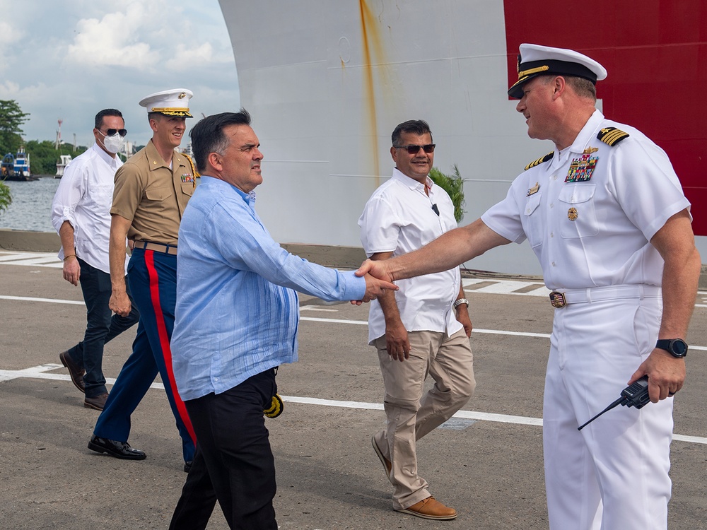 DV Tour of USNS Comfort