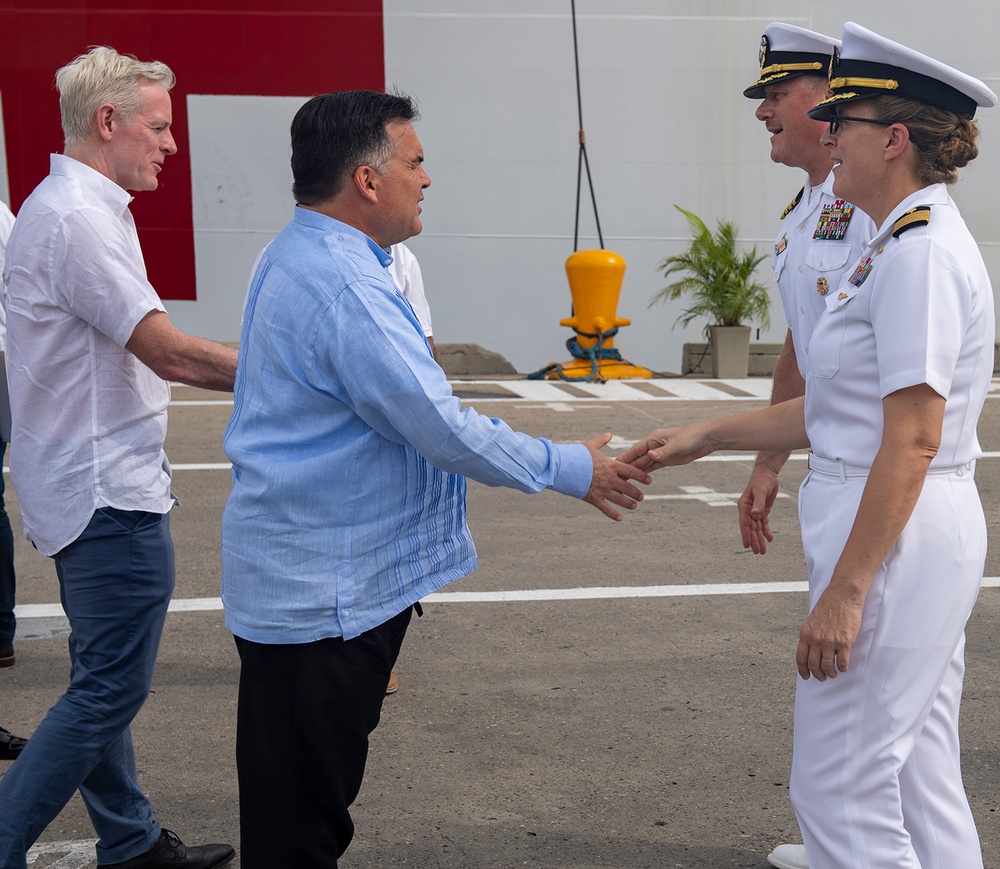 DV Tour of USNS Comfort