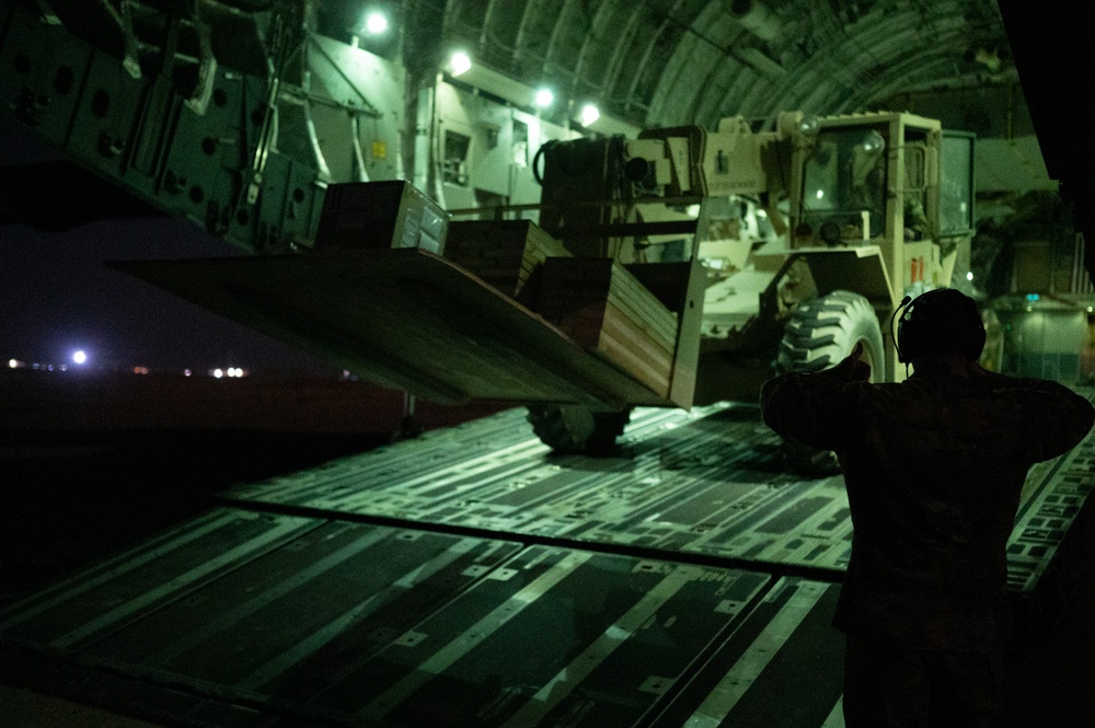 8th Airlift Squadron Executes Combat Airlift Operation