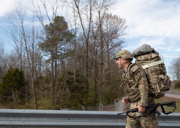 Soldiers ruck for Best Warrior