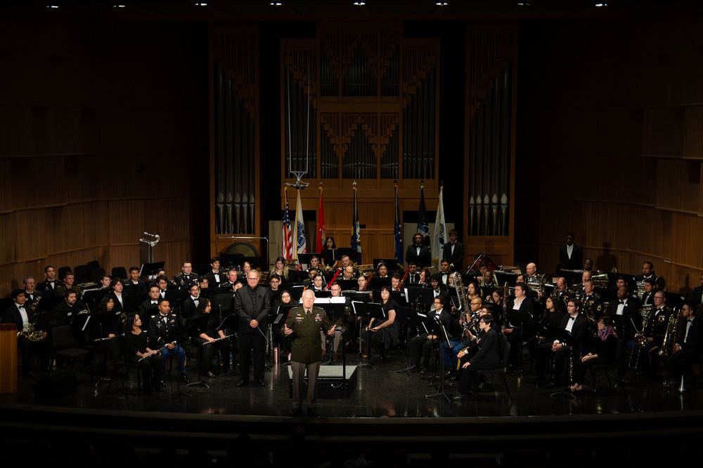 UTSA and 323d U.S. Army band &quot;Fort Sam's Own&quot; Veteran's Day Tribute Joint Concert