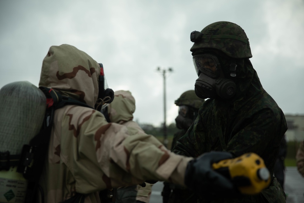 U.S. Marines, Army Soldiers, JGSDF conduct CBRN mass casualty training