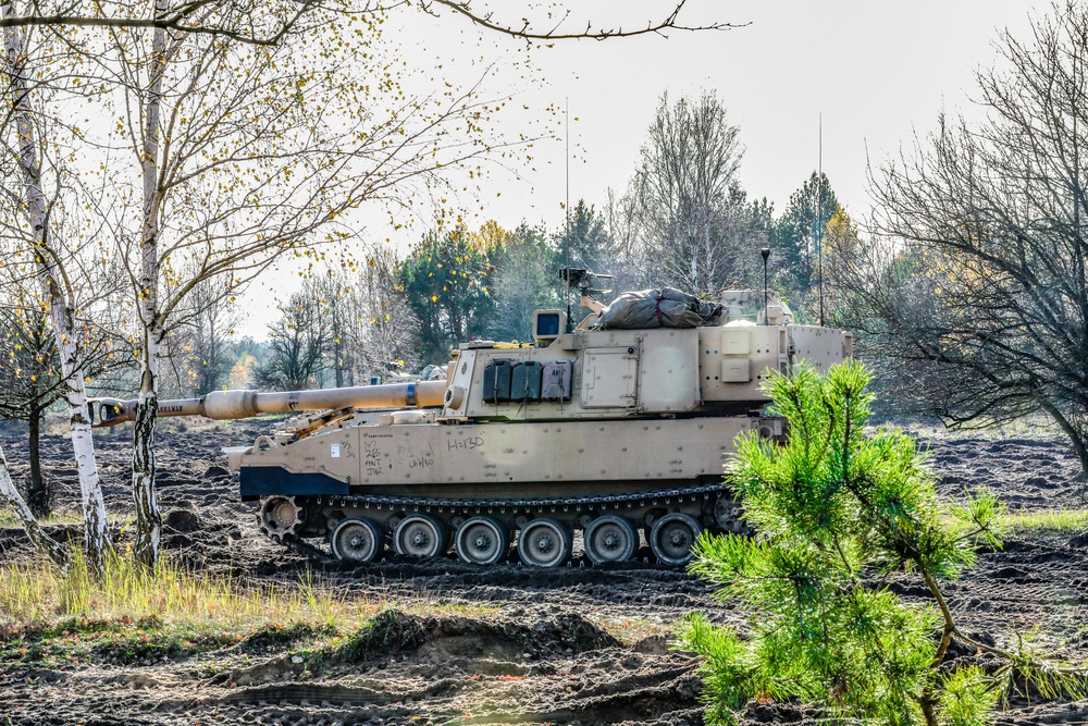 eFP Battle Group Poland's Bull Battery, Charging The Distance.