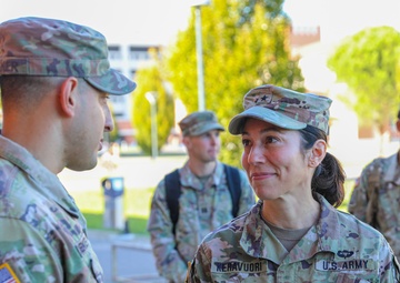Senior U.S. Africa Command leader visits intelligence Soldiers