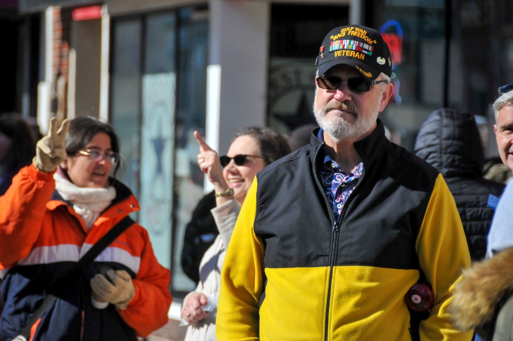 Leavenworth veterans day parade