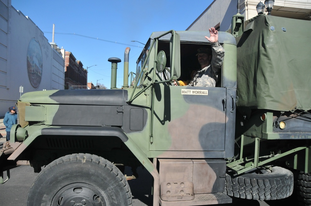 Leavenworth Veterans Day parade 2022