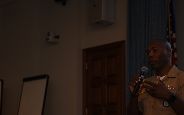 Adm. Walker Visits NTAG ORV