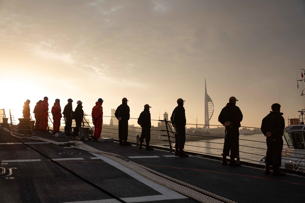 Thomas Hudner arrives in Portsmouth