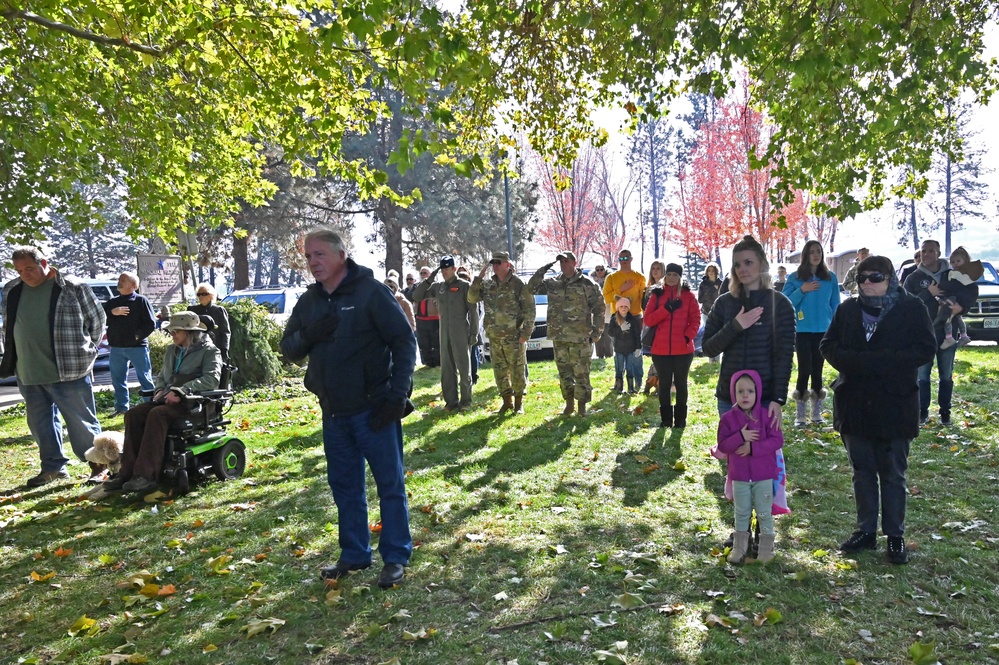 Logans roadhouse veterans day 2024