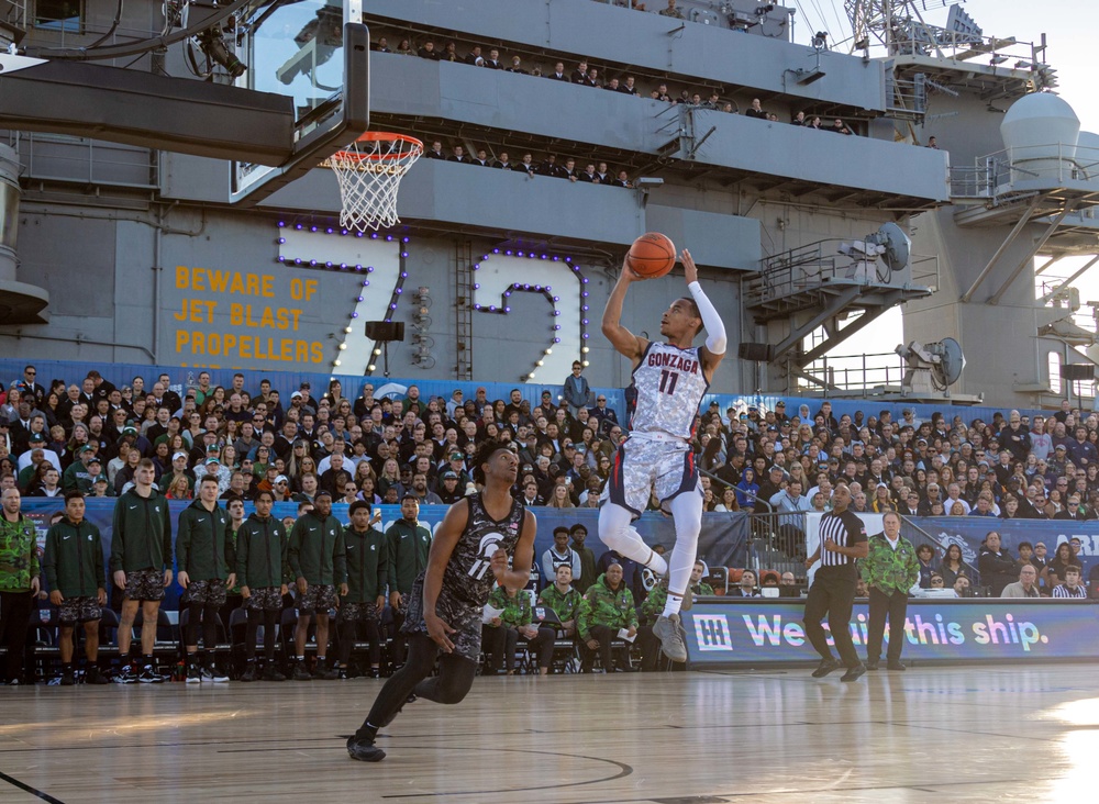 USS Abraham Lincoln hosts the 2022 ESPN Armed Forces Classic - Carrier Edition