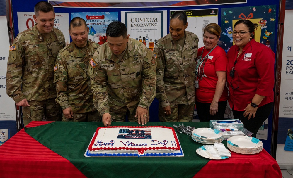 733d MSG command team honors veterans