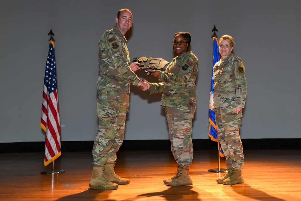 628th ABW Airmen receive quarterly awards