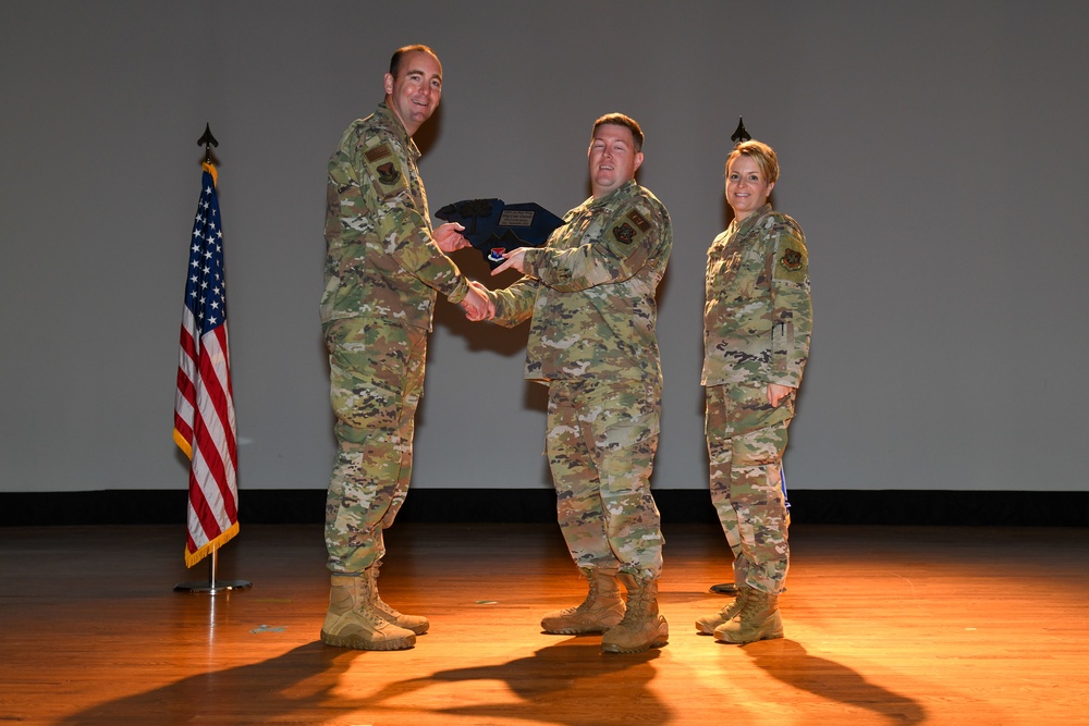 628th ABW Airmen receive quarterly awards