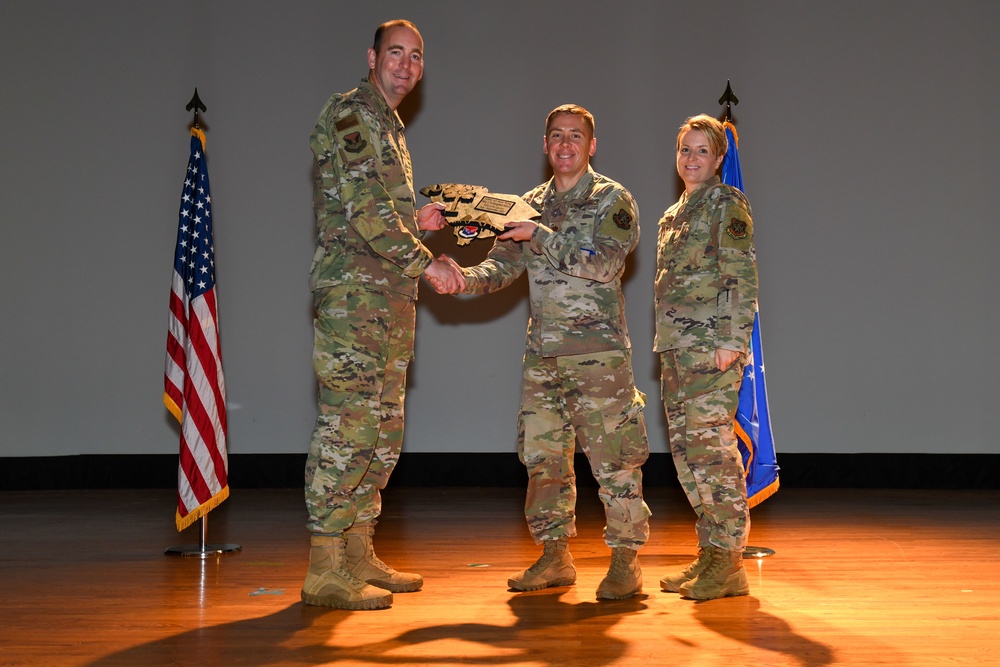 628th ABW Airmen receive quarterly awards